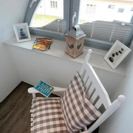 Gut Gustowerhöfen Ferienhaus Altefähr